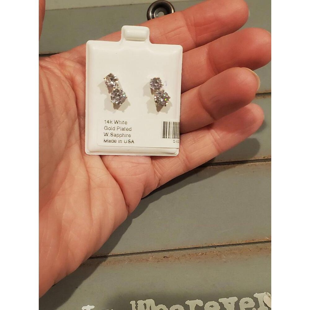 White gold silver white sapphire earrings - Picture 3 of 6